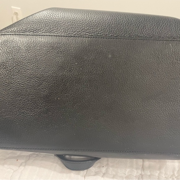 Black pebbled leather tote bag - Picture 10 of 15